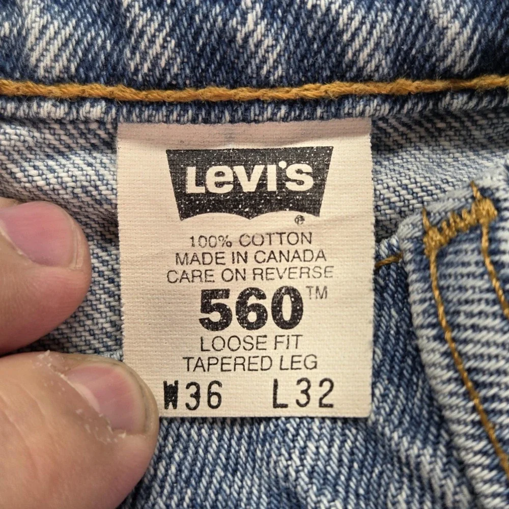 Levis 560 Jeans Mens Light Wash Blue Denim Relaxed Tapered Zip Fly‎ Fits 33x31